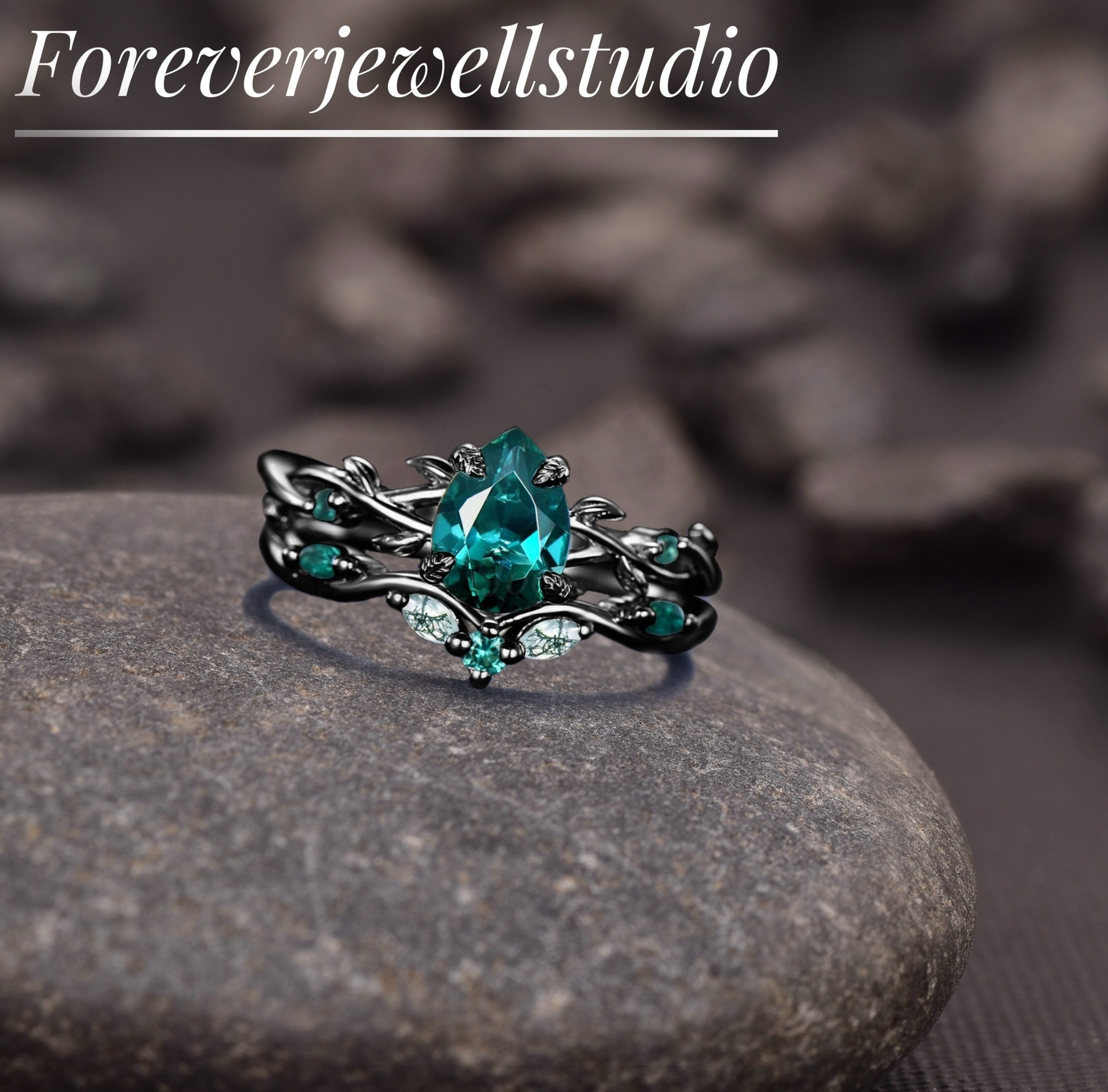 Black Gold Green Emerald Engagement Ring Set 1.25ct Twig Vine Pear Emerald Moss Agate Wedding Ring Set Goth Black Promise Ring Women Gifts
